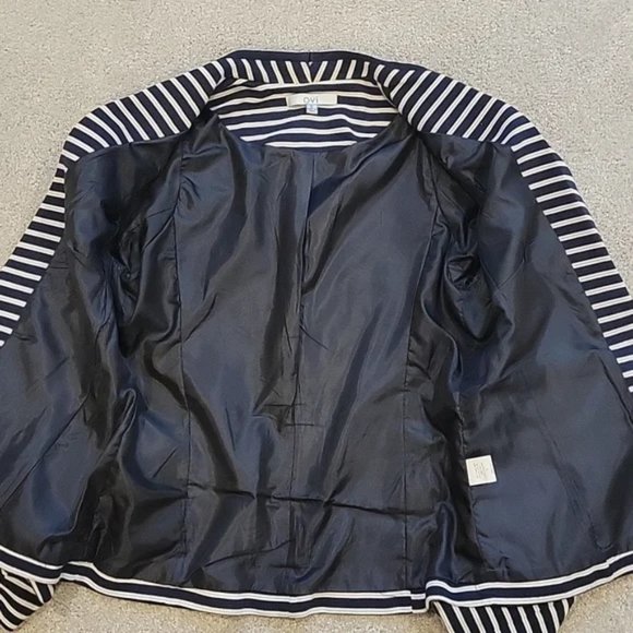 EUC Ovi Women's Navy White Stripe Single Button Blazer Size Small - Picture 3 of 6